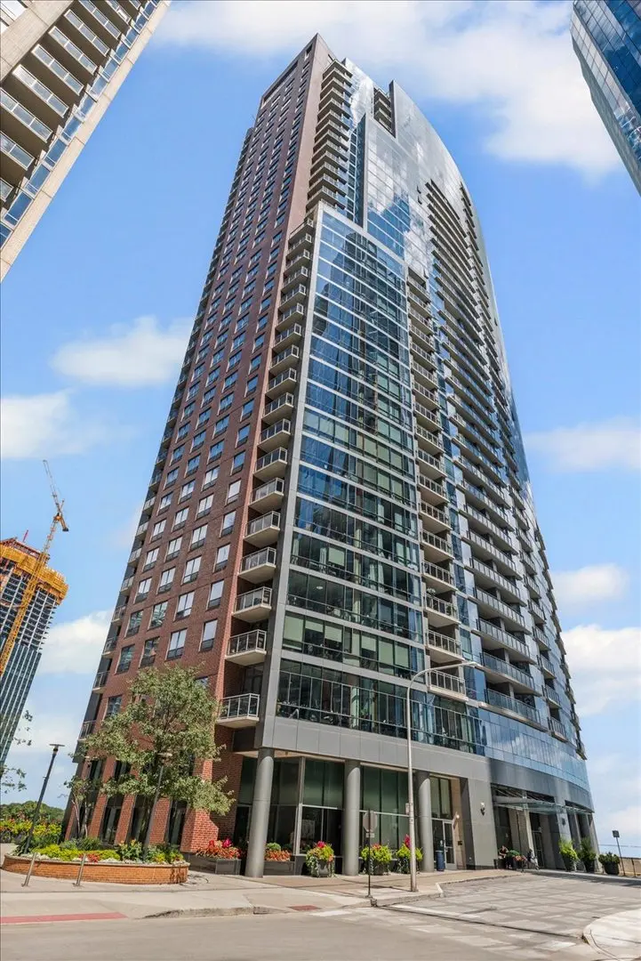 450 E Waterside DR #2903, Chicago, IL 60601