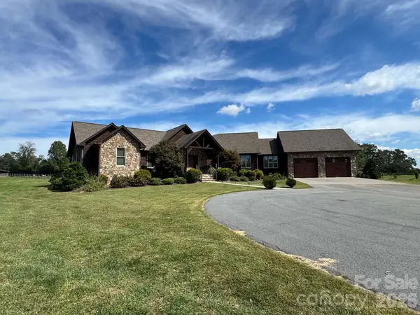 1083 Union Community RD, Thurmond, NC 28683
