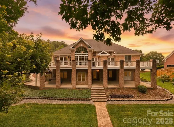 18 Mallard CT, Granite Falls, NC 28630