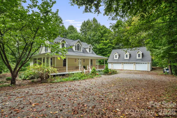 95 Ashworth DR, Fairview, NC 28730