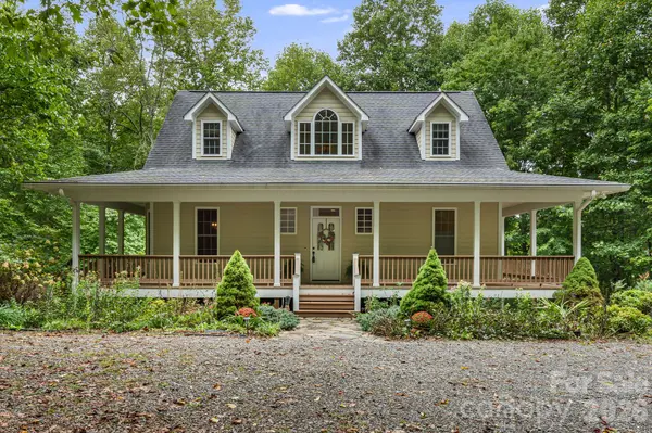 95 Ashworth DR, Fairview, NC 28730