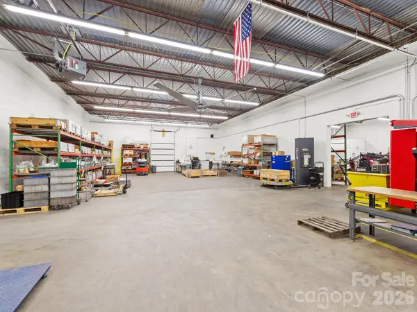 55 Rutherford RD, Candler, NC 28715