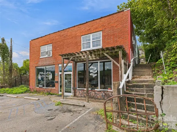 615 Oak AVE, Spruce Pine, NC 28777
