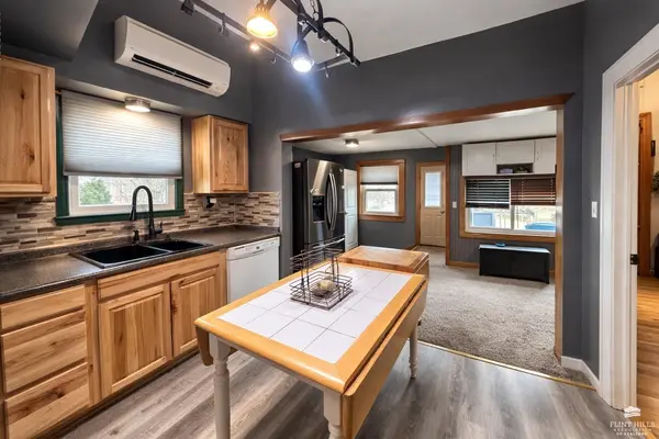 119 N Illinois AVE, Sylvan Grove, KS 67481