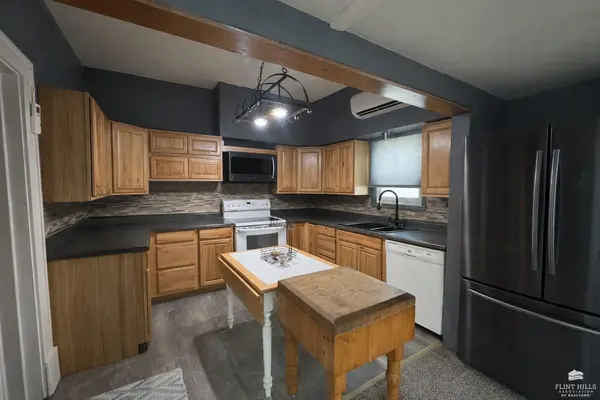 119 N Illinois AVE, Sylvan Grove, KS 67481
