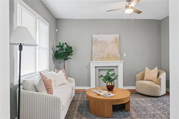 1411 E 35th ST, Kansas City, MO 64109