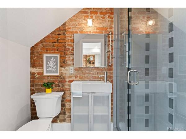 2521 Lawrence, Denver, CO 80205