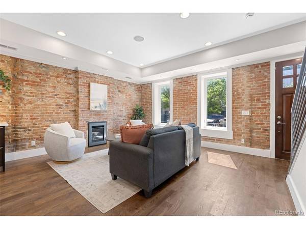 2521 Lawrence, Denver, CO 80205