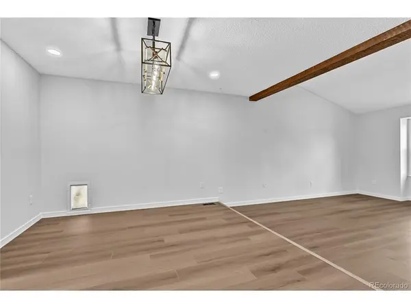 838 S Rifle, Aurora, CO 80017