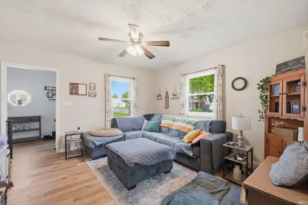 405 E Walnut ST, Summitville, IN 46070