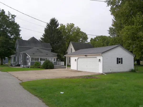 402 W Rochester ST, Akron, IN 46910
