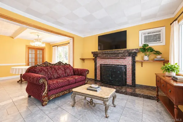 15737 12th AVE, Whitestone, NY 11357