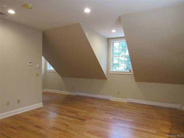 193 Stony Bar RD #Apt 1, Slate Hill, NY 10973