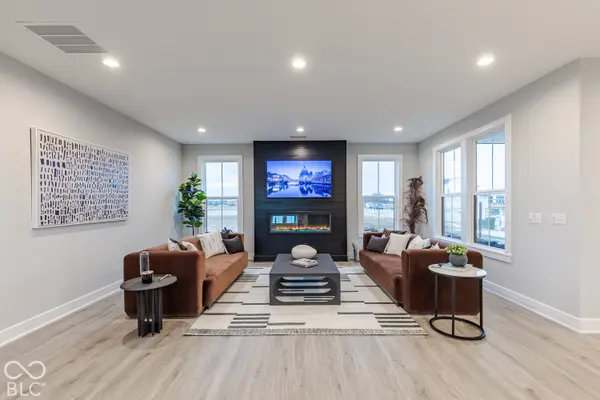 9061 Naples WAY, Plainfield, IN 46168