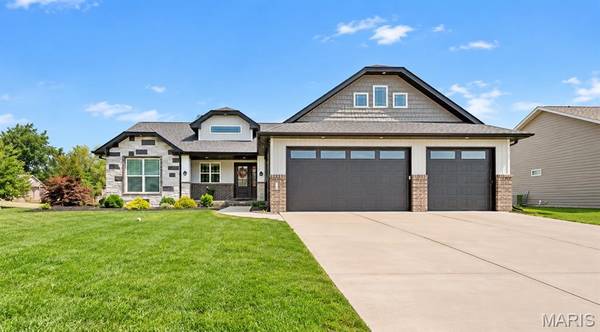 31 Ellington DR, Troy, IL 62294
