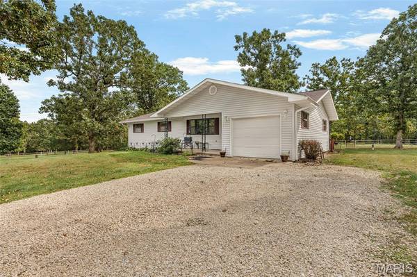 1190 Cross Road Church RD, Bland, MO 65014