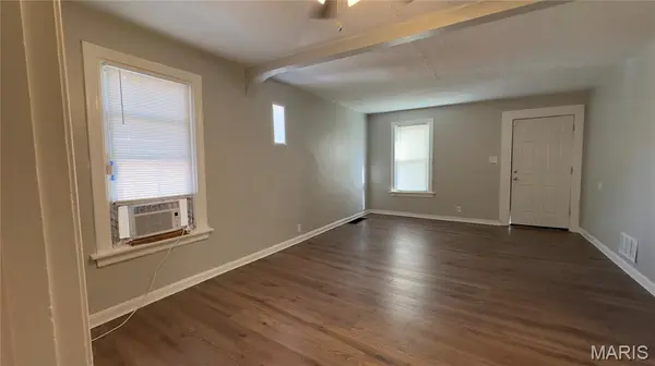 835 Elias AVE, St Louis, MO 63147