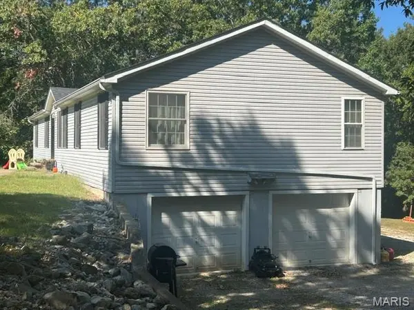 175 Tall Tree LN, Foley, MO 63347