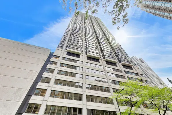 30 E Huron ST #4007, Chicago, IL 60611