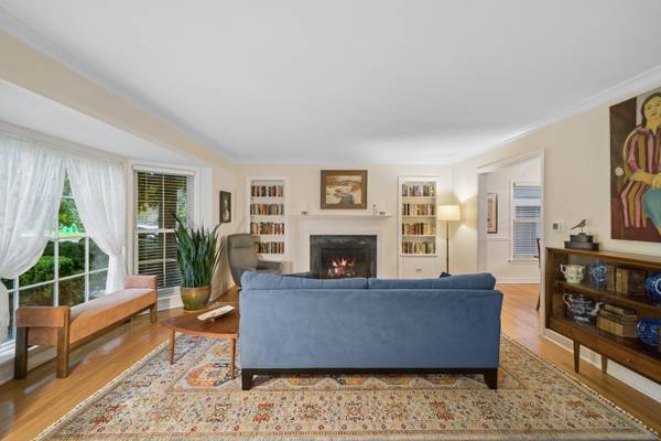739 Marion AVE, Highland Park, IL 60035