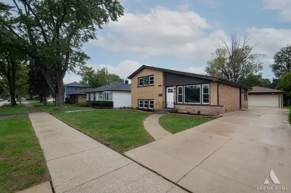 5312 Kimball PL, Oak Lawn, IL 60453