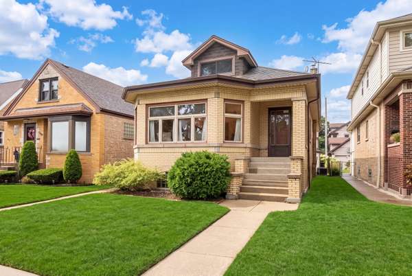 6716 N Octavia AVE, Chicago, IL 60631