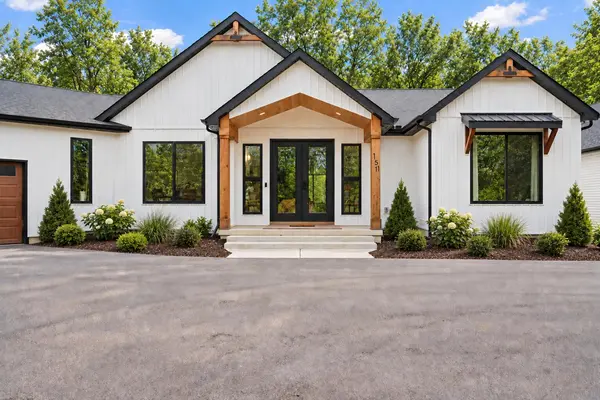 155 N 350, Valparaiso, IN 46385