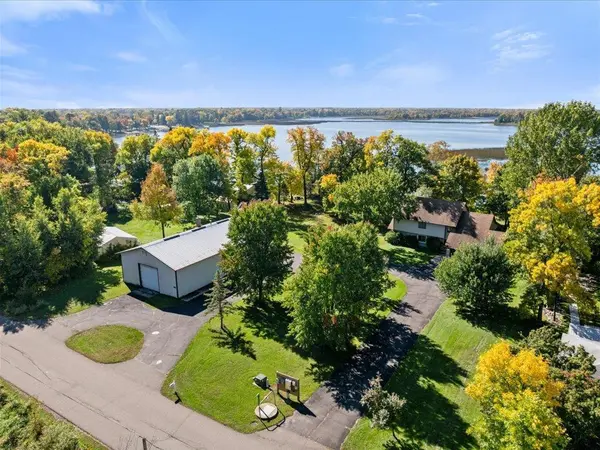 1185 Lake Shore BLVD, Wahkon, MN 56386