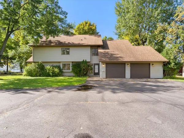 1185 Lake Shore BLVD, Wahkon, MN 56386