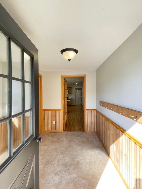 404 E Cottonwood ST, Springfield, MN 56087