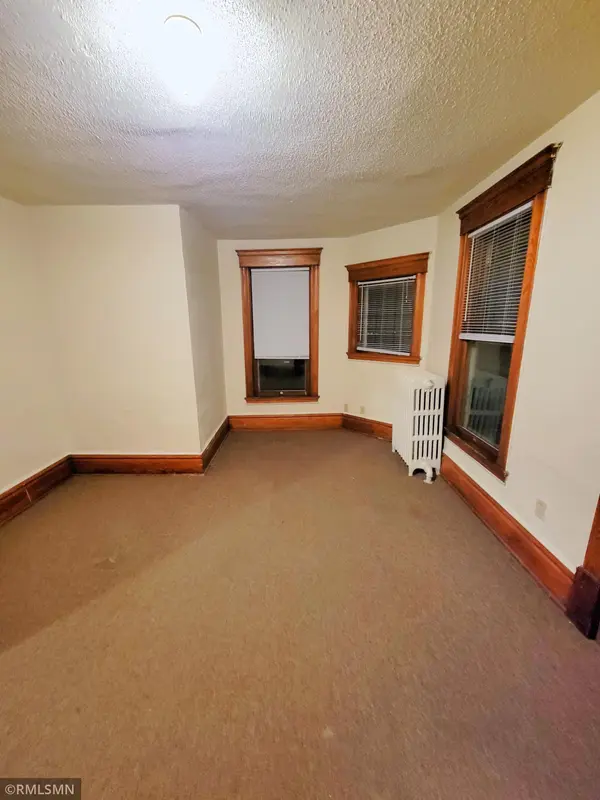 126 S 4th ST ##202, River Falls, WI 54022