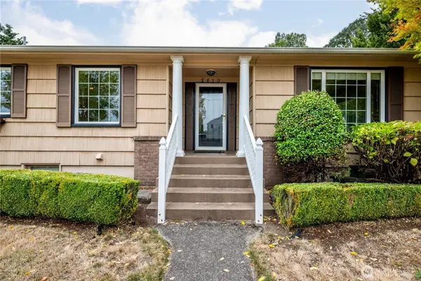2610 Field ST, Longview, WA 98632