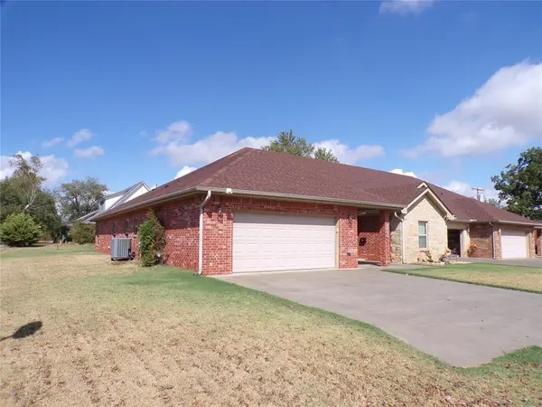 133 W 6th ST, Hydro, OK 73048