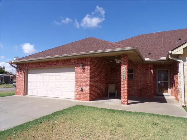 133 W 6th ST, Hydro, OK 73048