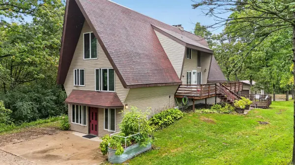 6331 COUNTY RD M, Winneconne, WI 54986