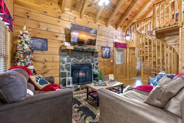 3202 Barry View Way, Sevierville, TN 37862