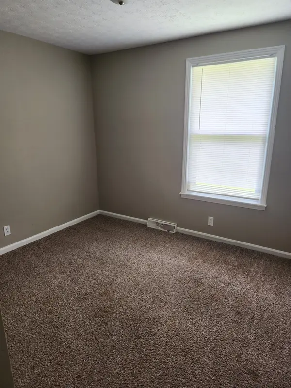 222 JORDAN RD, Clarksville, TN 37042