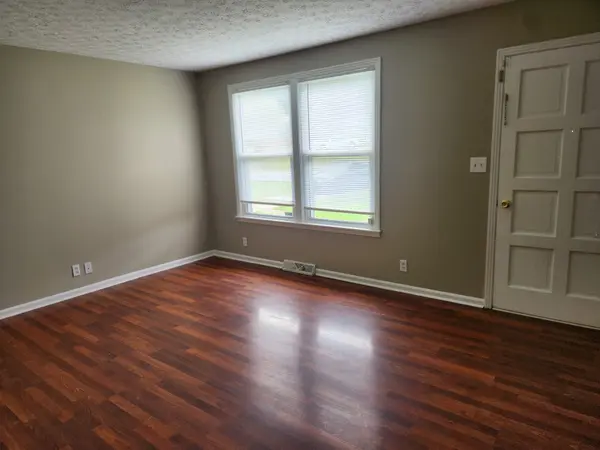 222 JORDAN RD, Clarksville, TN 37042
