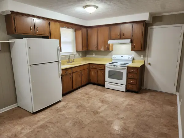 222 JORDAN RD, Clarksville, TN 37042