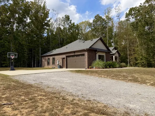 2170 Highway 48, Clarksville, TN 37040