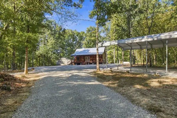 6095 Old Highway 13, Hurricane Mills, TN 37078