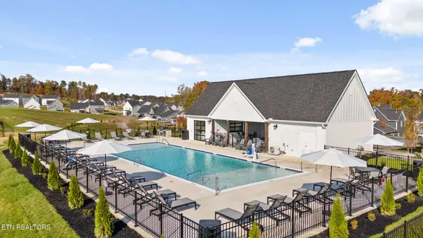 7352 Sun Blossom Lane #180, Knoxville, TN 37924