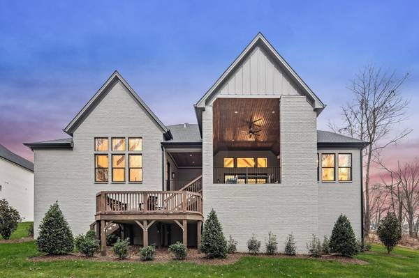 6320 Jenna Lane, Arrington, TN 37014