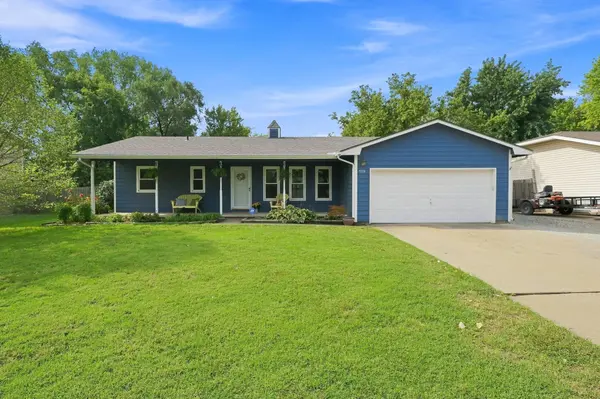 513 E Burning Tree Road,  Derby,  KS 67037-3142