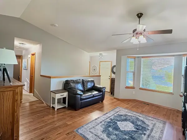 100 Sheffield St., Newton, KS 67114