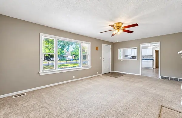 4204 S Bartlow Dr, Wichita, KS 67217-4650