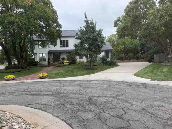 920 N Gatewood, Wichita, KS 67206
