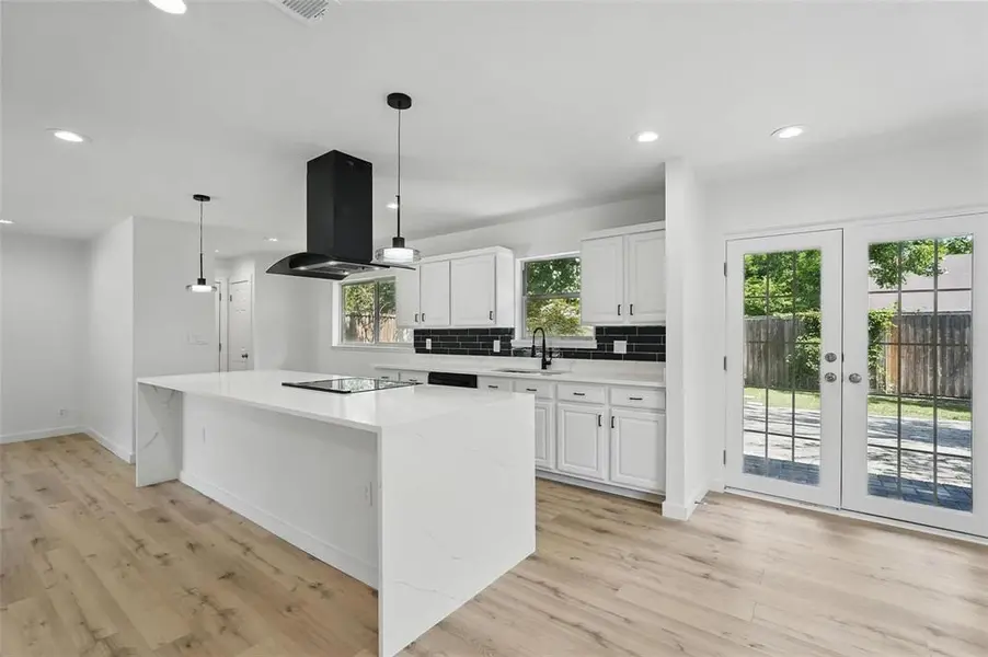 810 Greenhaven Drive, Richardson, TX 75080
