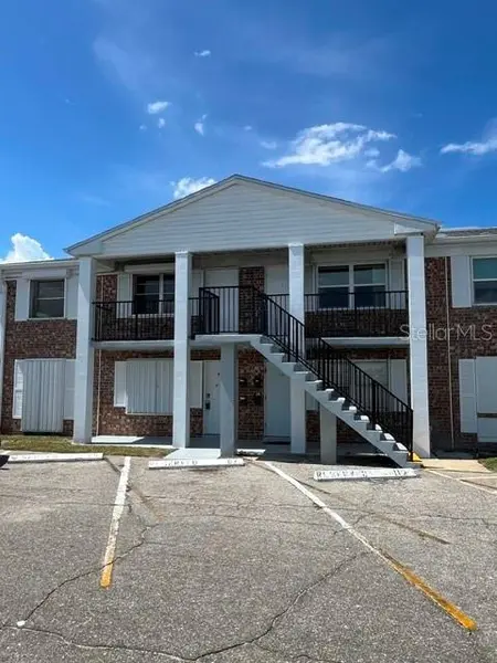 190 E OLMSTEAD DR #F32, Titusville, FL 32780