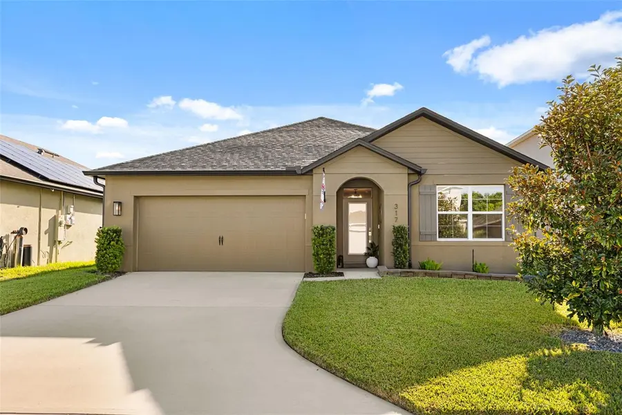 317 AMERICAN HOLLY AVE, Debary, FL 32713